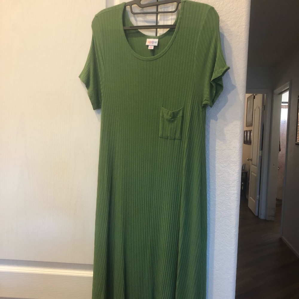 🚫NWOT LuLaRoe Carly